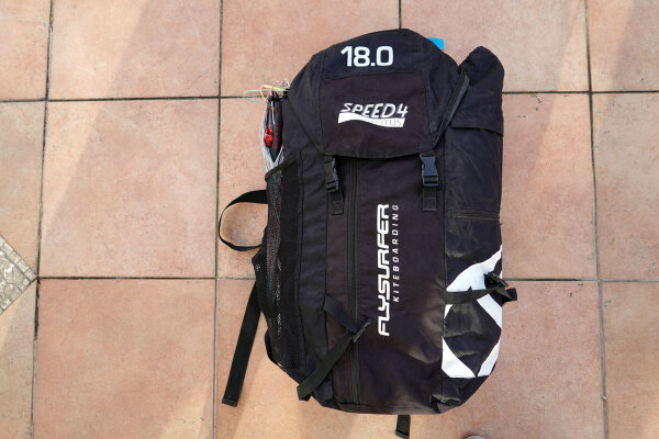 Flysurfer Speed 4 Lotus 18m² inkl. Bar und Extensionlines *gebraucht*